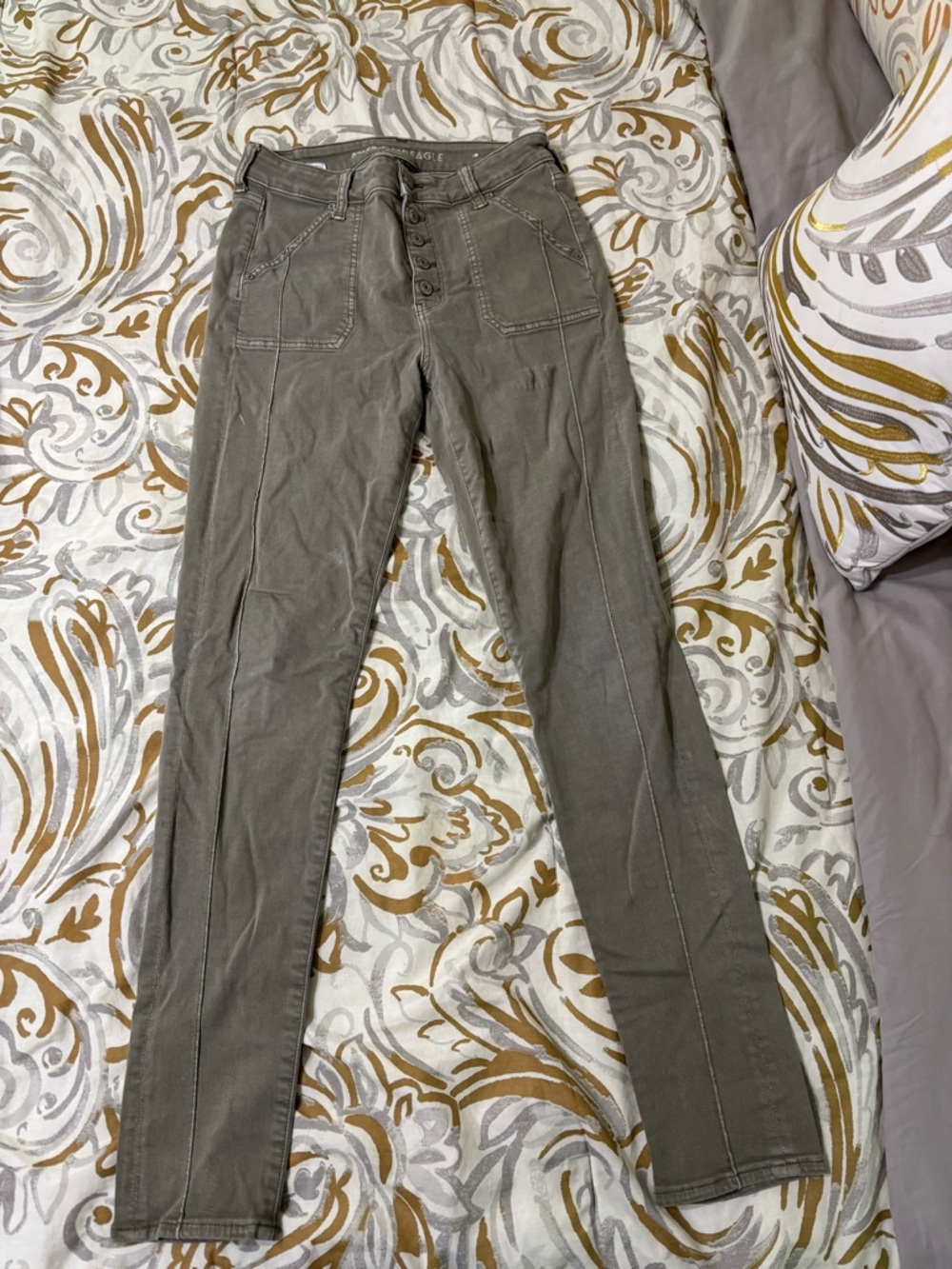 American Eagle Outfitters Skinny Jeans in Olive Taupe